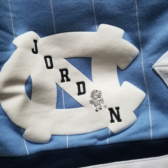 Nike Air Jordan UNC Chapel Hill Shorts - Picture 14 of 16